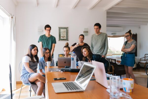 Unlocking Information for Non-Native Speakers: Resoomer’s Role